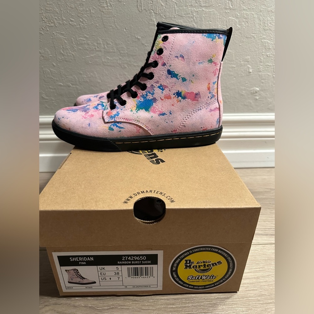 NEW Woman's Doc Dr Martens Sheridan Pink Rainbow Burst Suede Boots